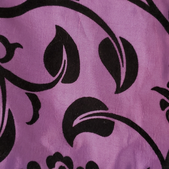 NWT Luxurious Purple & Black Pillow Cover Set (2) - Picture 3 of 4